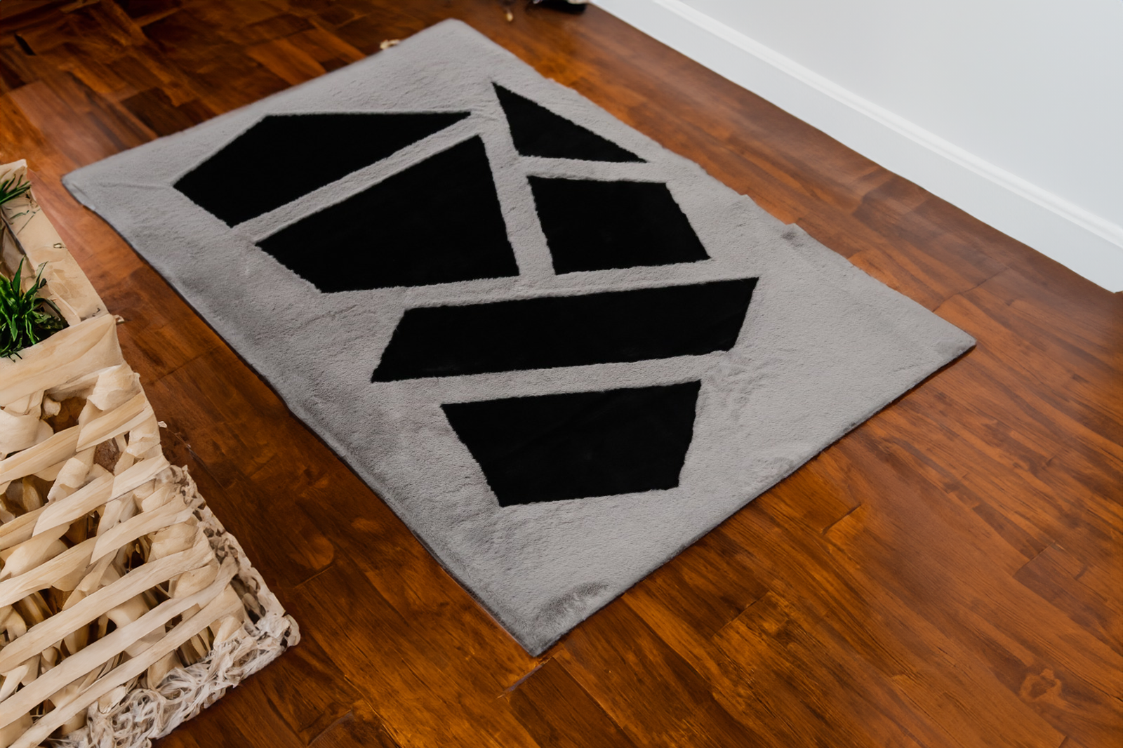 Luxury Black Gray Bedroom Plush Rug