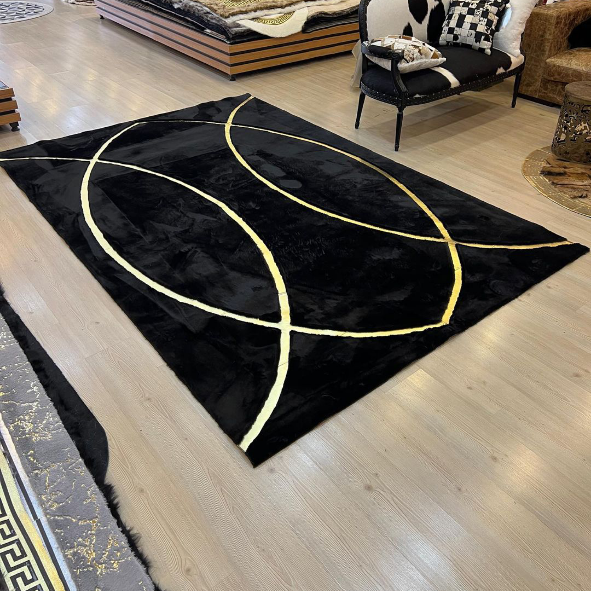 Black Gold Bedroom Plush Soft Rug